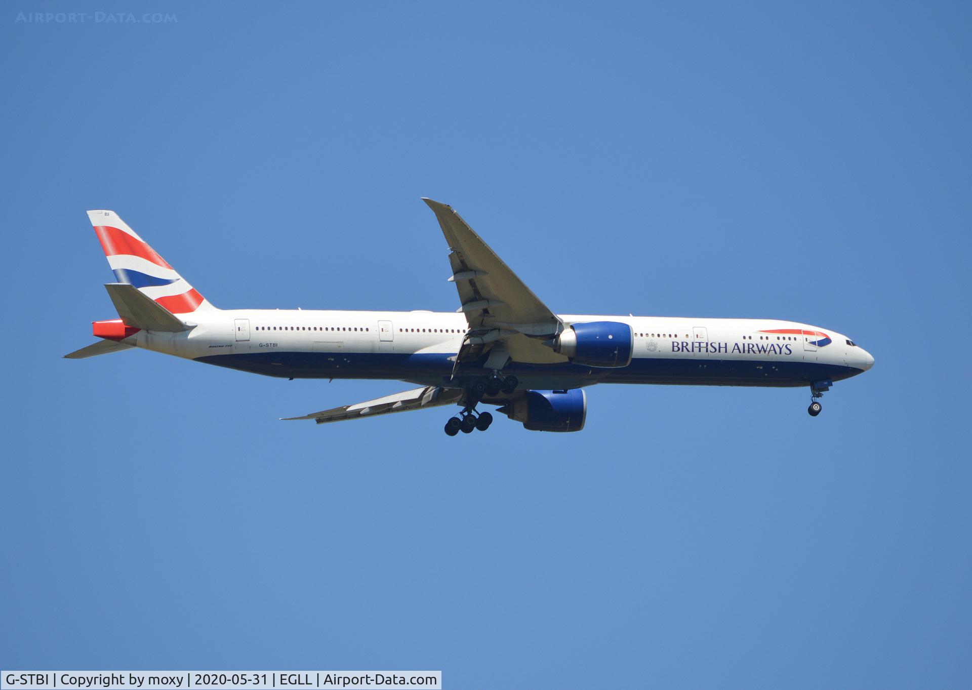 G-STBI, 2013 Boeing 777-336/ER C/N 43702, Boeing 777-336/ER on finals to 9R London Heathrow.