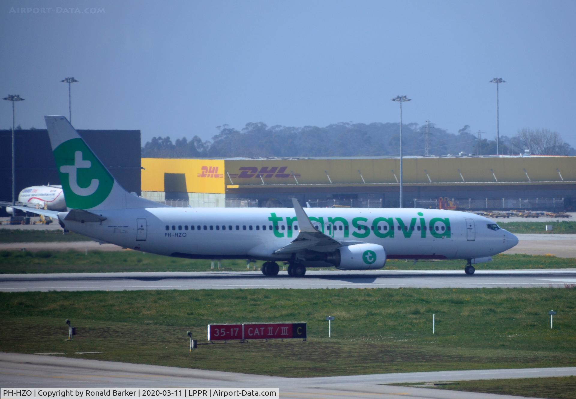 PH-HZO, 2007 Boeing 737-8K2 C/N 34169, Takeoff Oporto