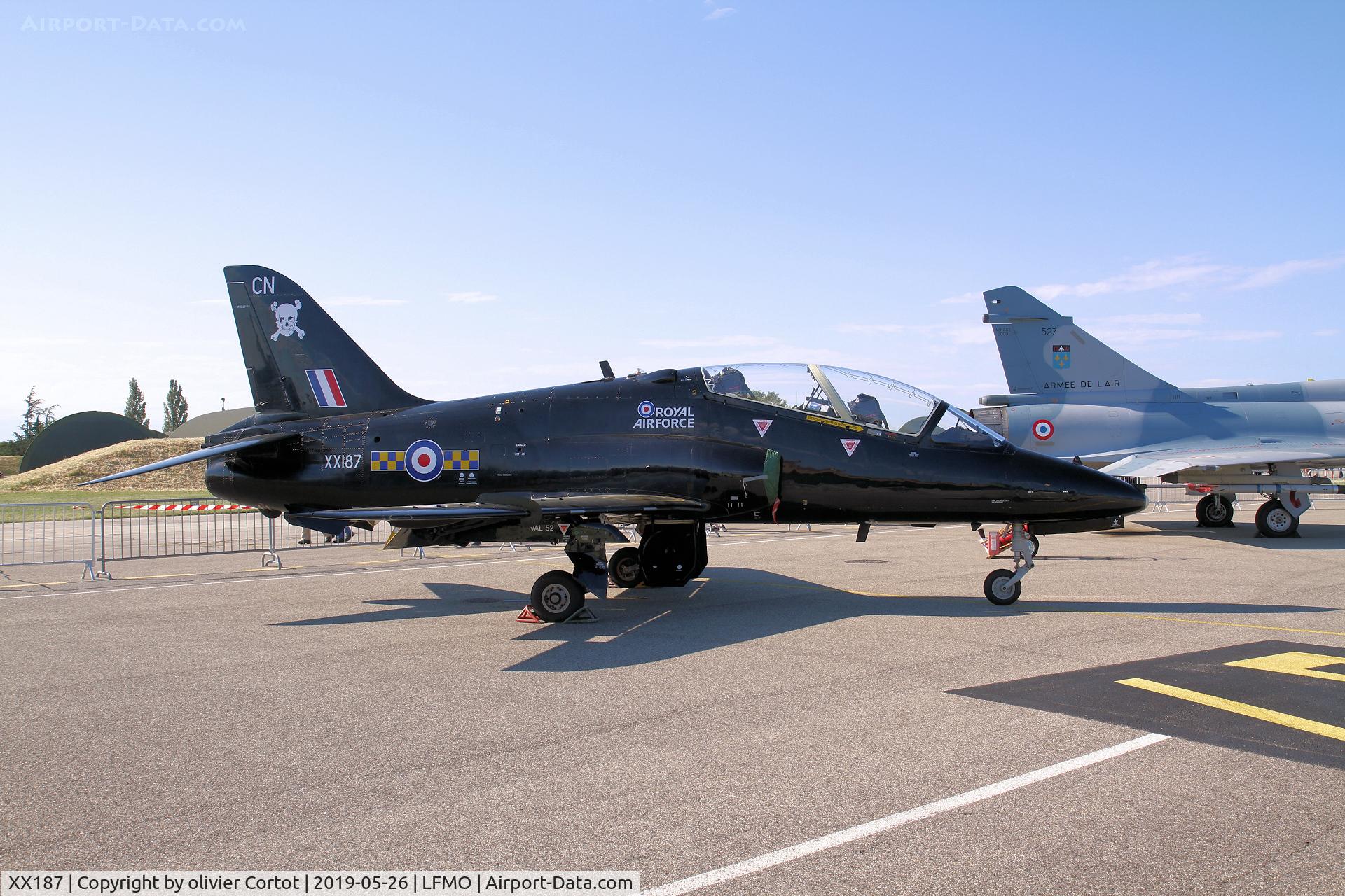 XX187, 1977 Hawker Siddeley Hawk T.1A C/N 034/312034, Orange airshow, june 2019