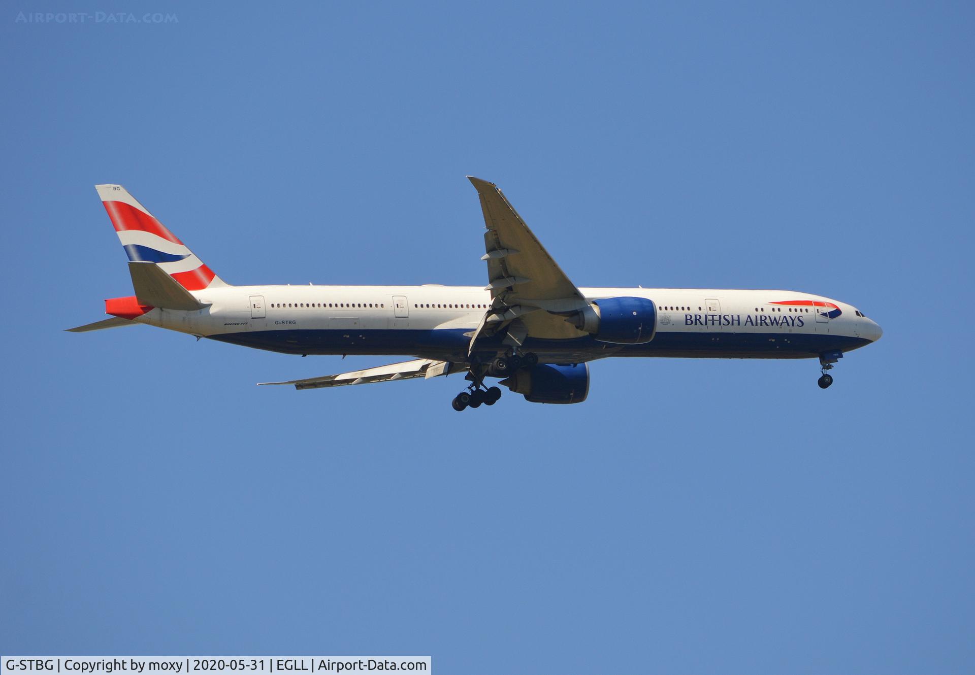G-STBG, 2013 Boeing 777-336/ER C/N 38430, Boeing 777-336/ER on finals to 9R London Heathrow.
