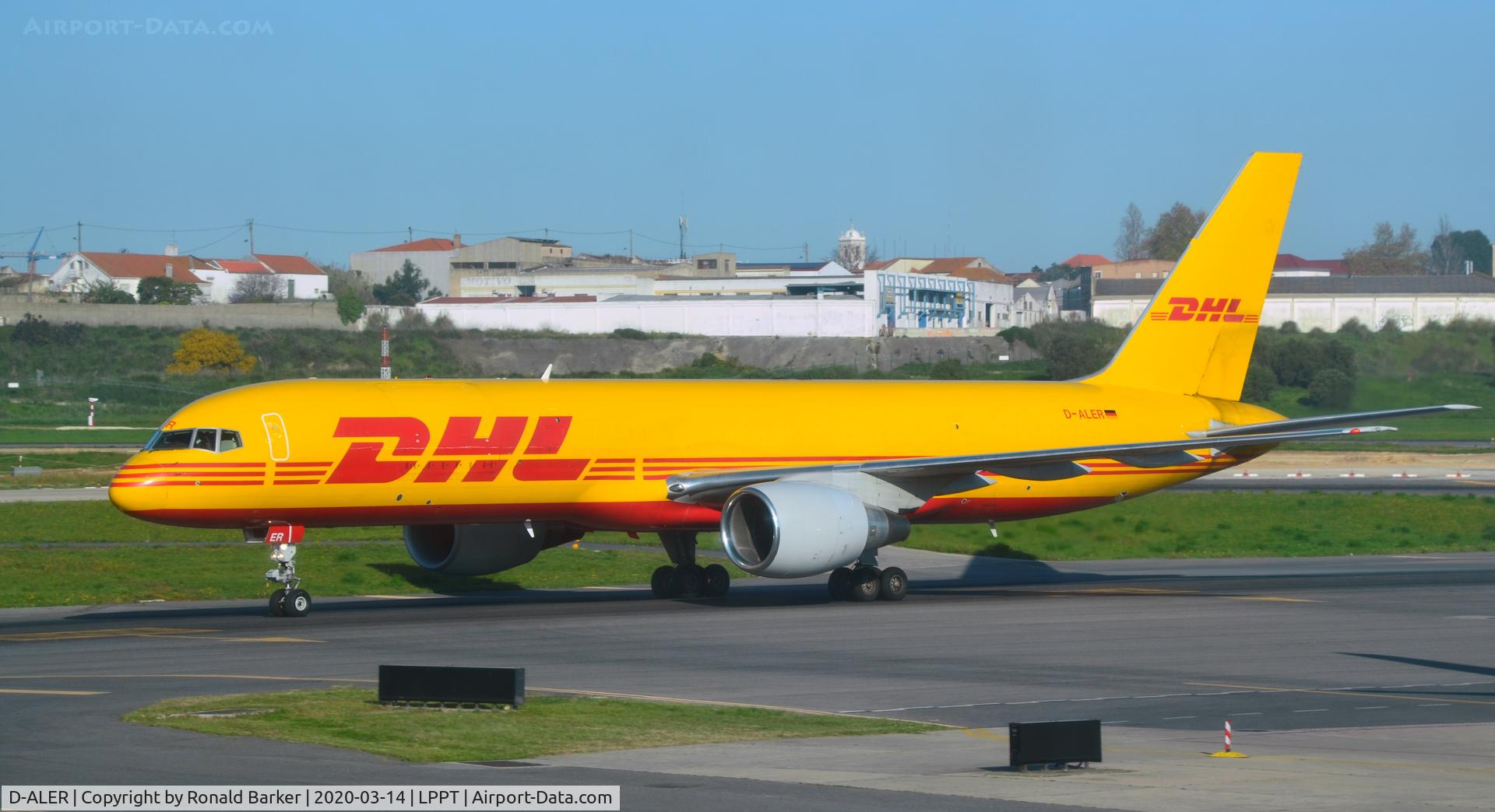 D-ALER, 1994 Boeing 757-2Q8/SF C/N 27351, DHL Taxi to park Lisboa