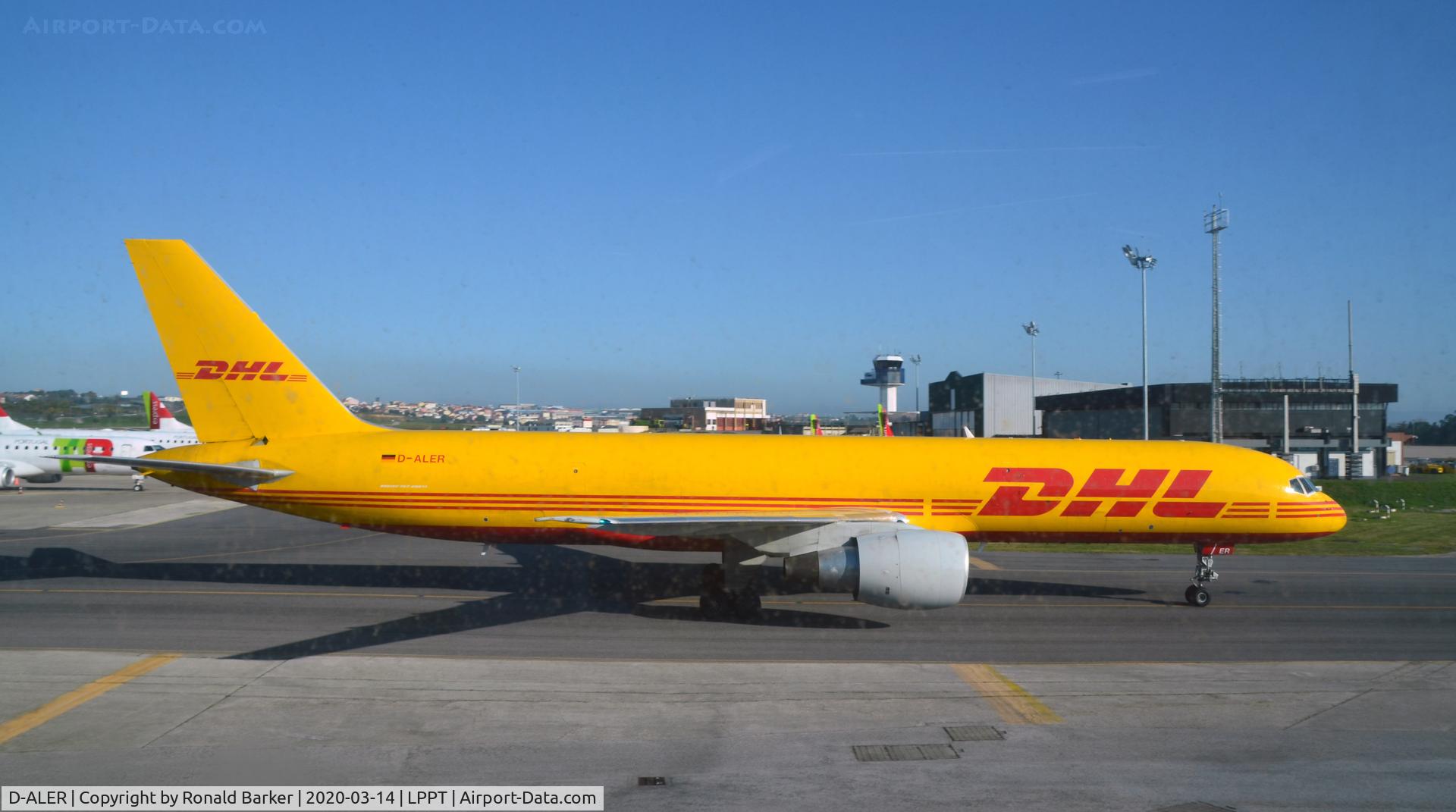 D-ALER, 1994 Boeing 757-2Q8/SF C/N 27351, DHL Taxi to park Lisboa