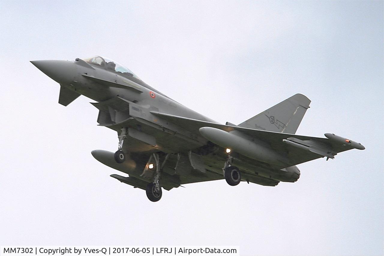 MM7302, Eurofighter EF-2000 Typhoon S C/N IS034, Eurofighter EF-2000 Typhoon S, On final rwy 26, Landivisiau Naval Air Base (LFRJ) Tiger Meet 2017