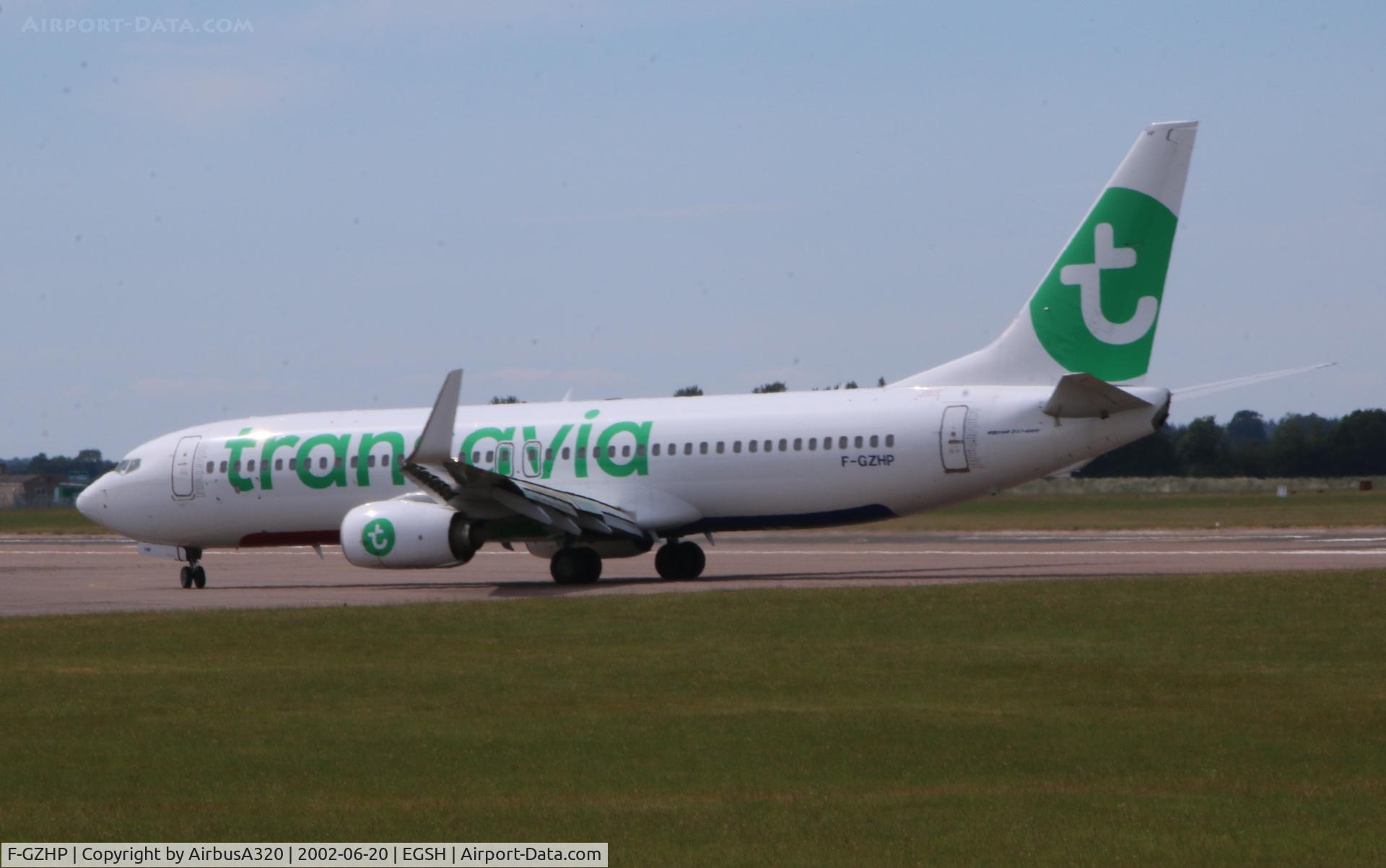 F-GZHP, 2000 Boeing 737-8K2 C/N 44566, About to back track Rwy 27 at NWI