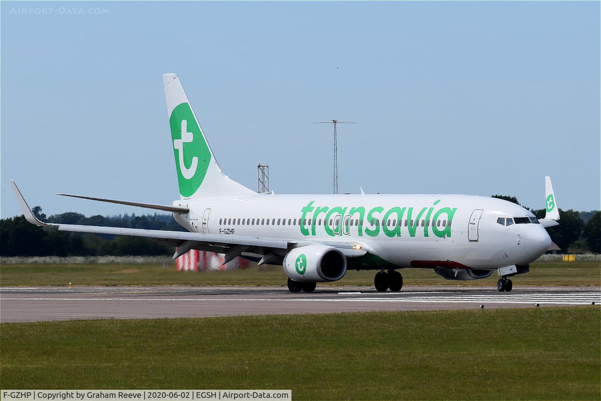 F-GZHP, 2000 Boeing 737-8K2 C/N 44566, Just landed at Norwich.