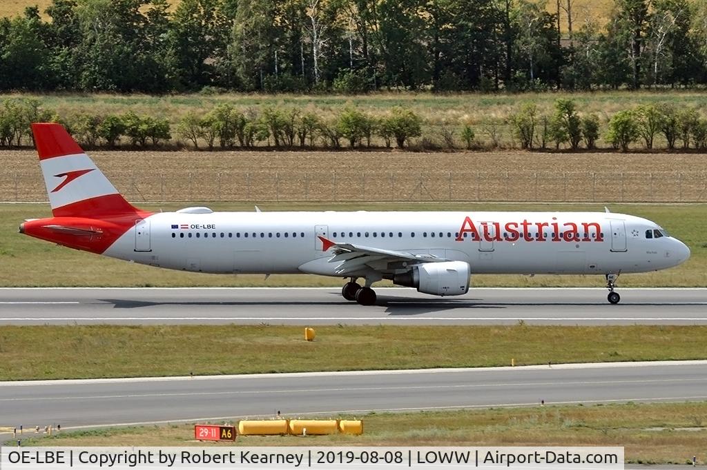 OE-LBE, 1998 Airbus A321-211 C/N 935, Rolling down r/w 29