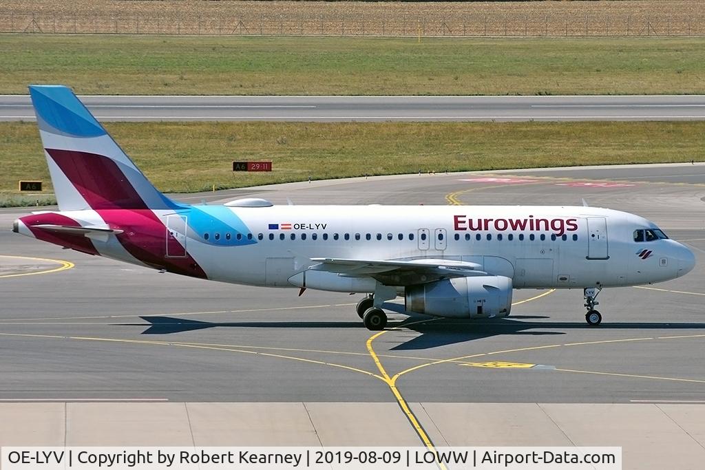 OE-LYV, 2012 Airbus A319-132 C/N 5043, Taxiing in after arrival