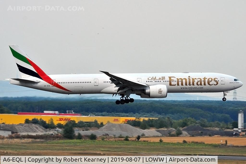 A6-EQL, 2018 Boeing 777-31H/ER C/N 42360, Short finals