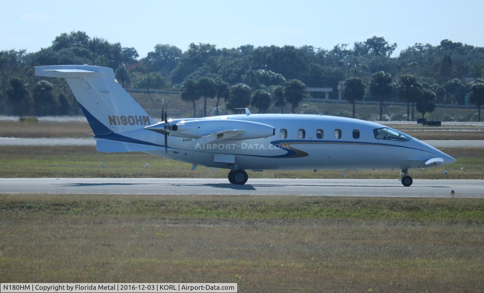 N180HM, 2001 Piaggio P-180 Avanti C/N 1043, ORL 2016