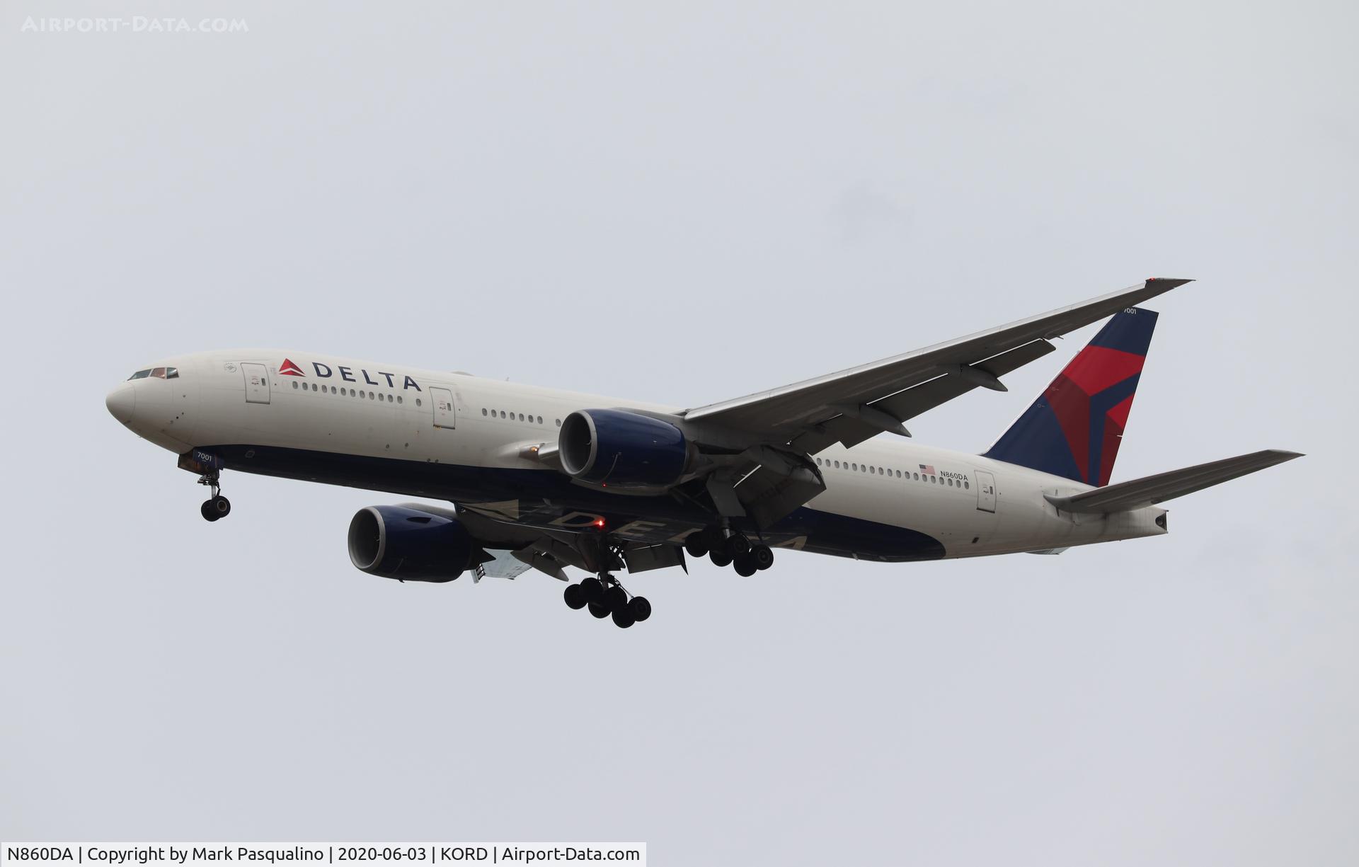 N860DA, 1999 Boeing 777-232 C/N 29951, Boeing 777-232