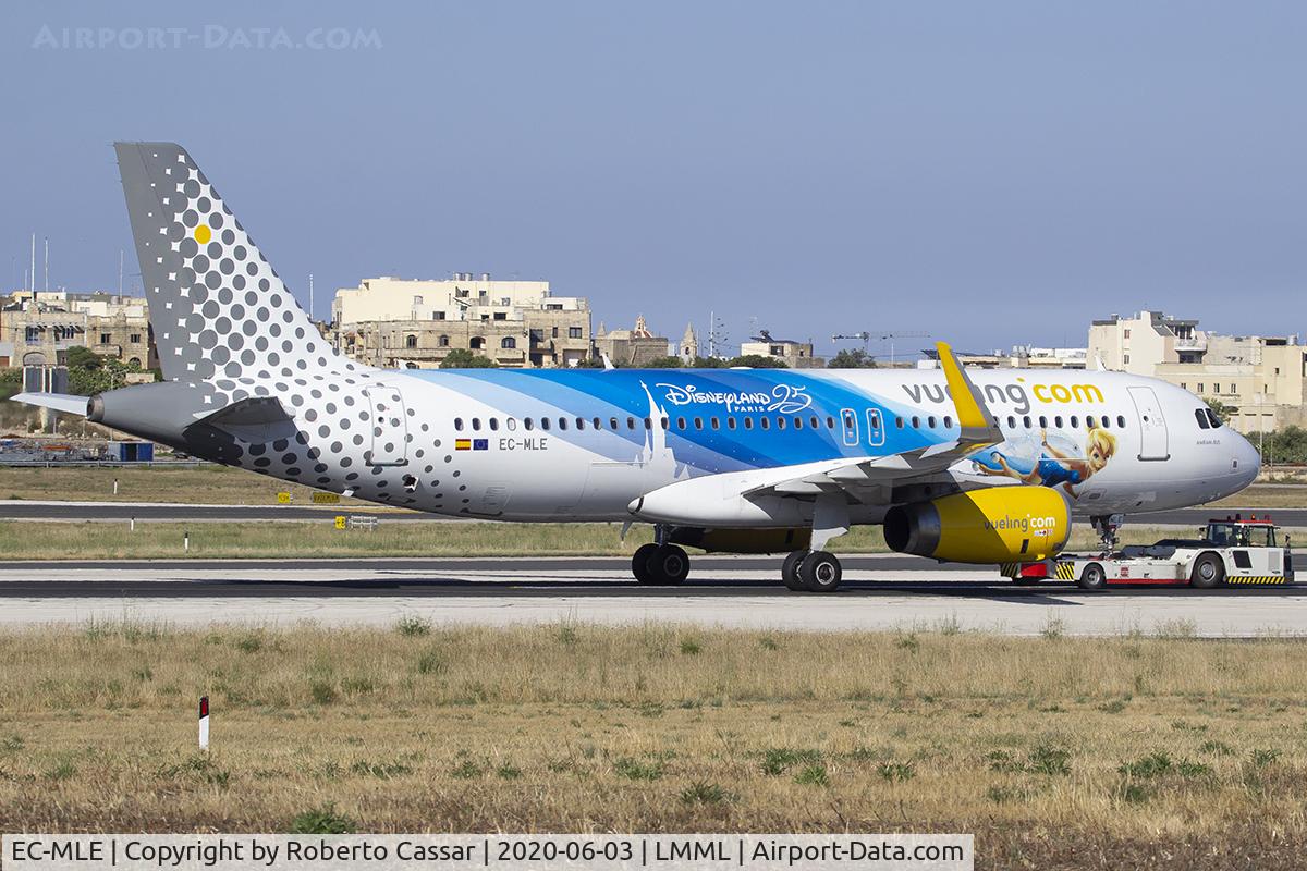 EC-MLE, 2016 Airbus A320-232 C/N 7109, Runway 13