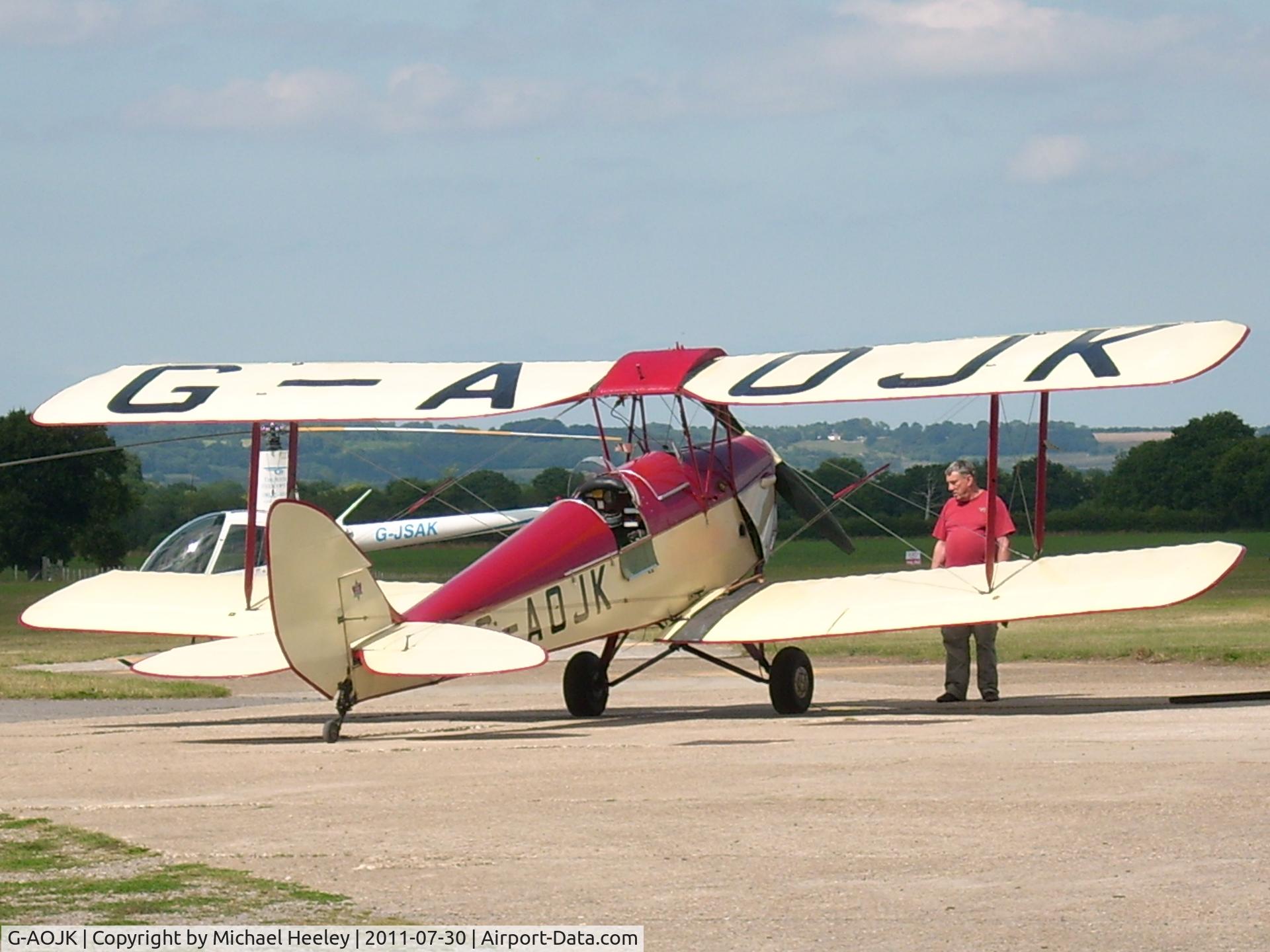 G-AOJK, 1939 De Havilland DH-82A Tiger Moth II C/N 82813, Headcorn Jul 2011