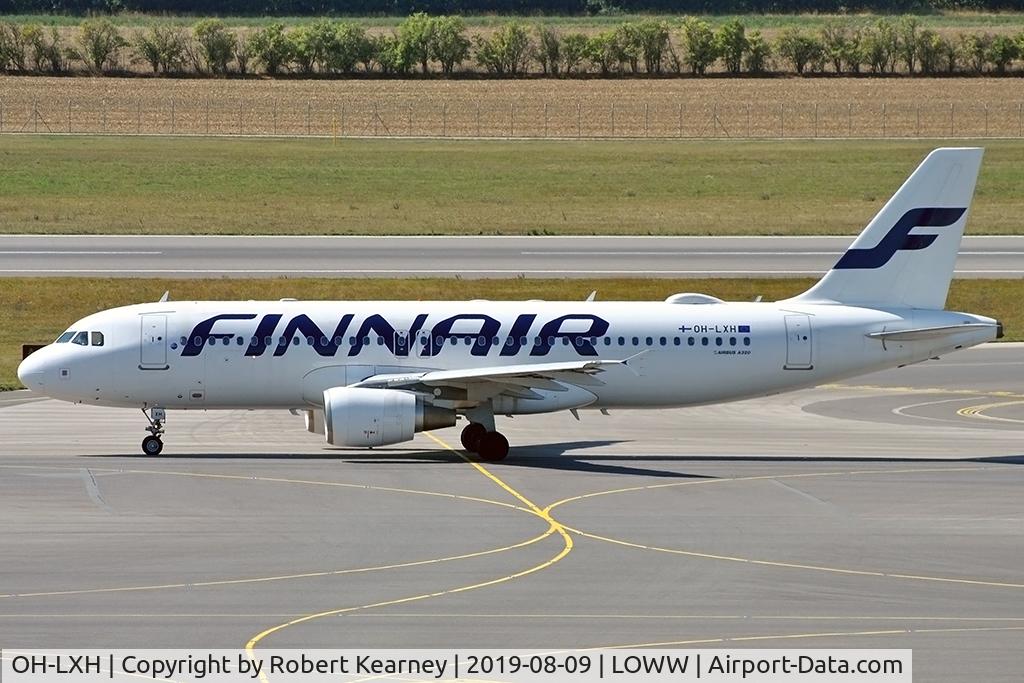OH-LXH, 2002 Airbus A320-214 C/N 1913, Taxiing out for departure