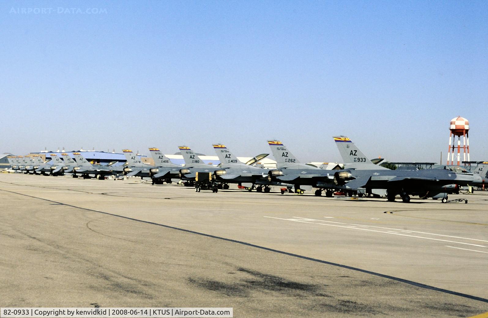 82-0933, 1982 General Dynamics F-16A C/N 61-526, At Tucson ANG base, circa 1993.