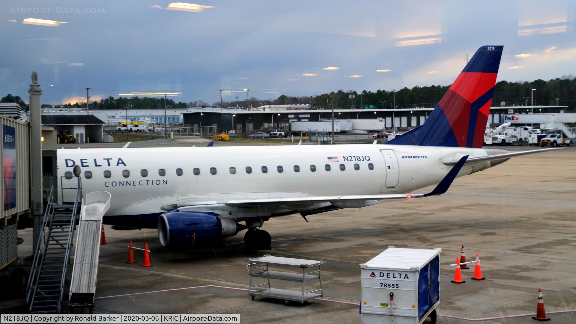 N218JQ, 2007 Embraer 175LR (ERJ-170-200LR) C/N 17000186, At the gate RIC