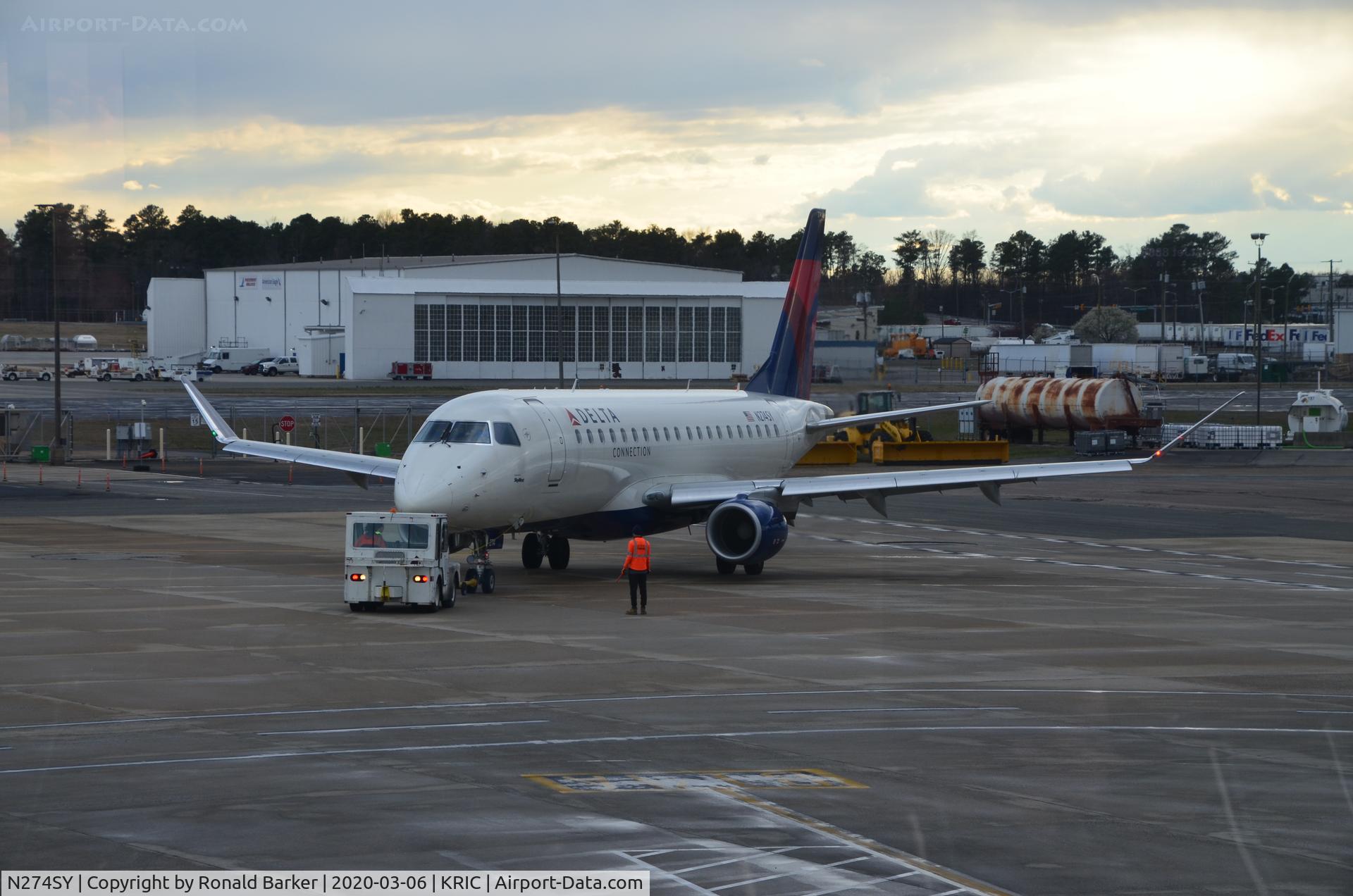 N274SY, 2018 Embraer ERJ170-200 C/N 736, Ready to taxi RIC