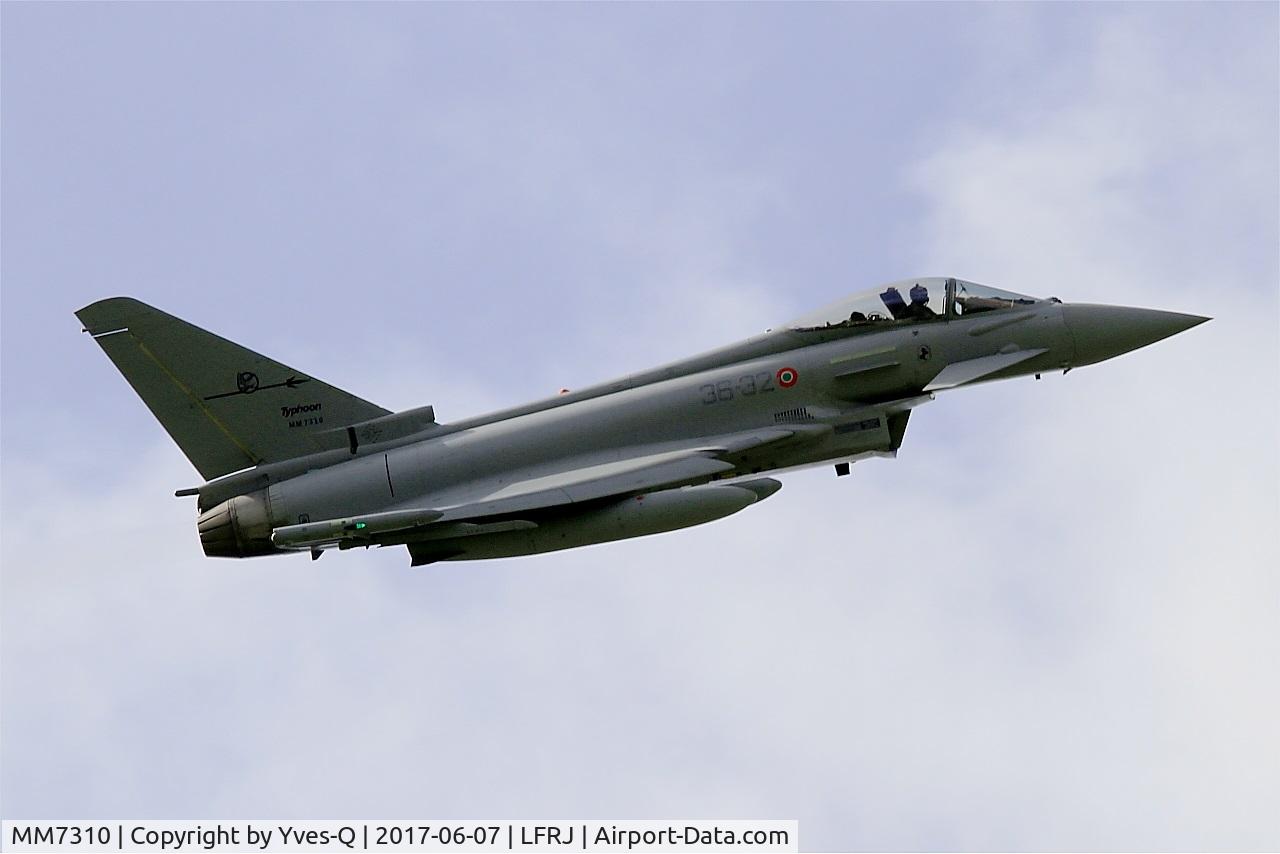 MM7310, Eurofighter EF-2000 Typhoon S C/N IS042, Eurofighter EF-2000 Typhoon S, Climbing from rwy 26, Landivisiau Naval Air Base (LFRJ) Tiger Meet 2017