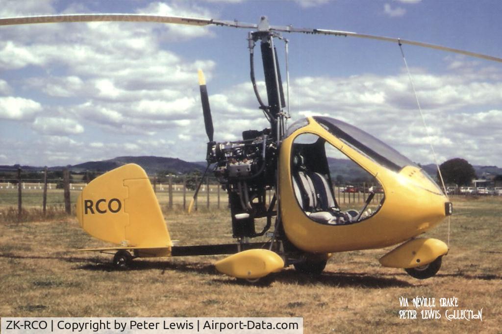ZK-RCO, RAF 2000 GTX SE C/N H2-97-8-303, J A Service, Palmerston