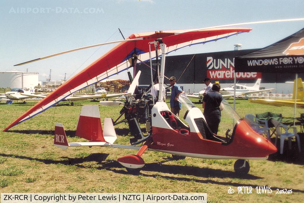 ZK-RCR, Magni Gyro M-16-2000T C/N 16-03-2344, S J Chubb, Okaiawa - 2006