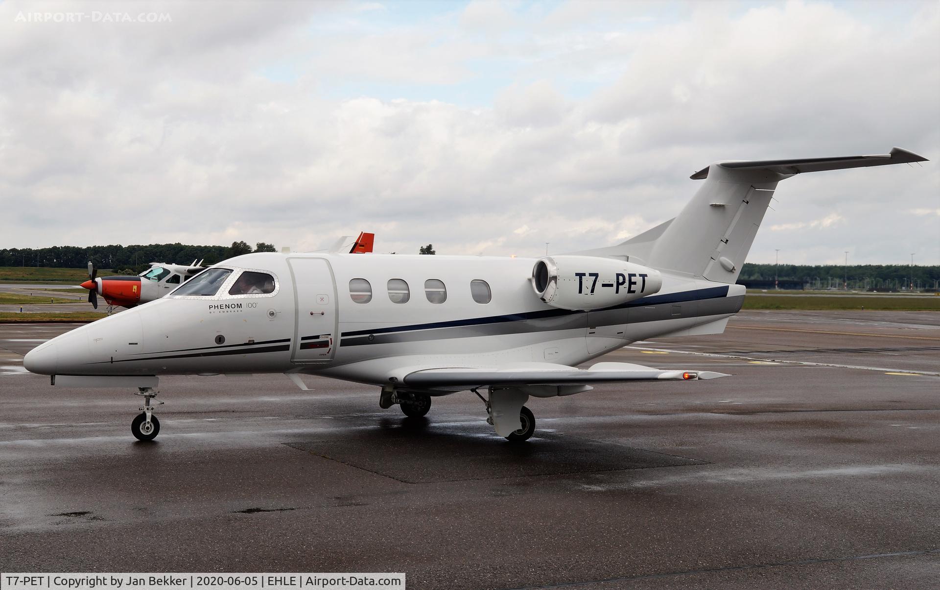 T7-PET, 2013 Embraer EMB-500 Phenom 100 C/N 50000306, Lelystad Airport