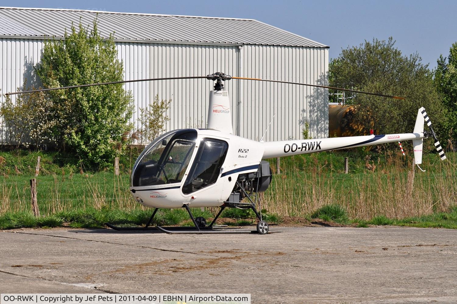 OO-RWK, 2007 Robinson R22 Beta C/N 4133, At Hoevenen.