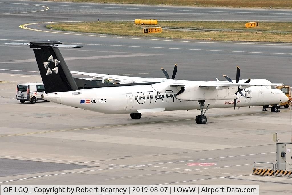 OE-LGQ, 1998 De Havilland Canada DHC-8-402 Dash 8 Dash 8 C/N 4003, Preparing for departure