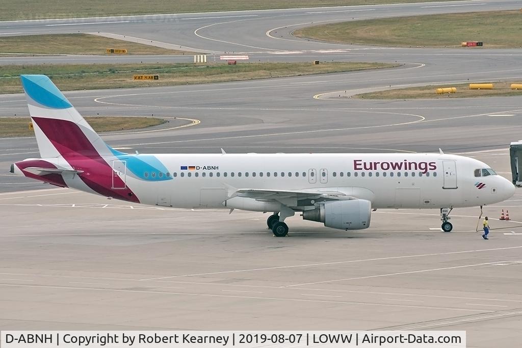 D-ABNH, 2002 Airbus A320-214 C/N 1775, Rolling in to parking