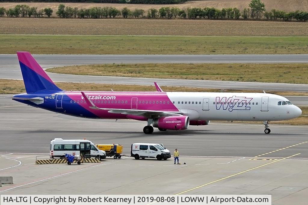 HA-LTG, 2019 Airbus A321-211 C/N 8644, Taxiing in after arrival
