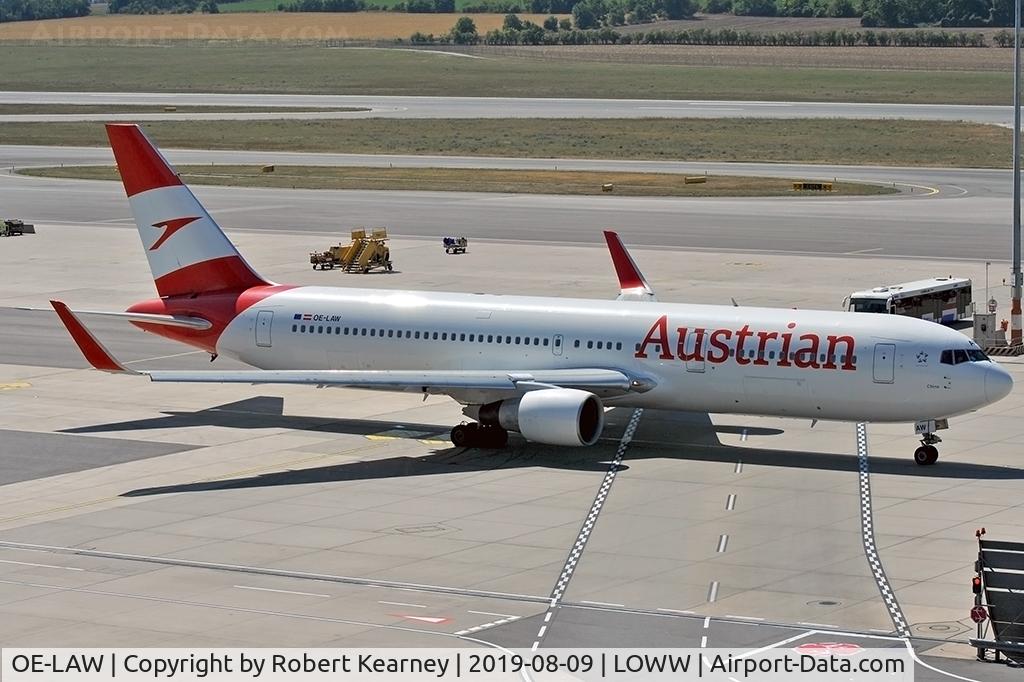 OE-LAW, 1992 Boeing 767-3Z9/ER C/N 26417, Taxiing out for departure