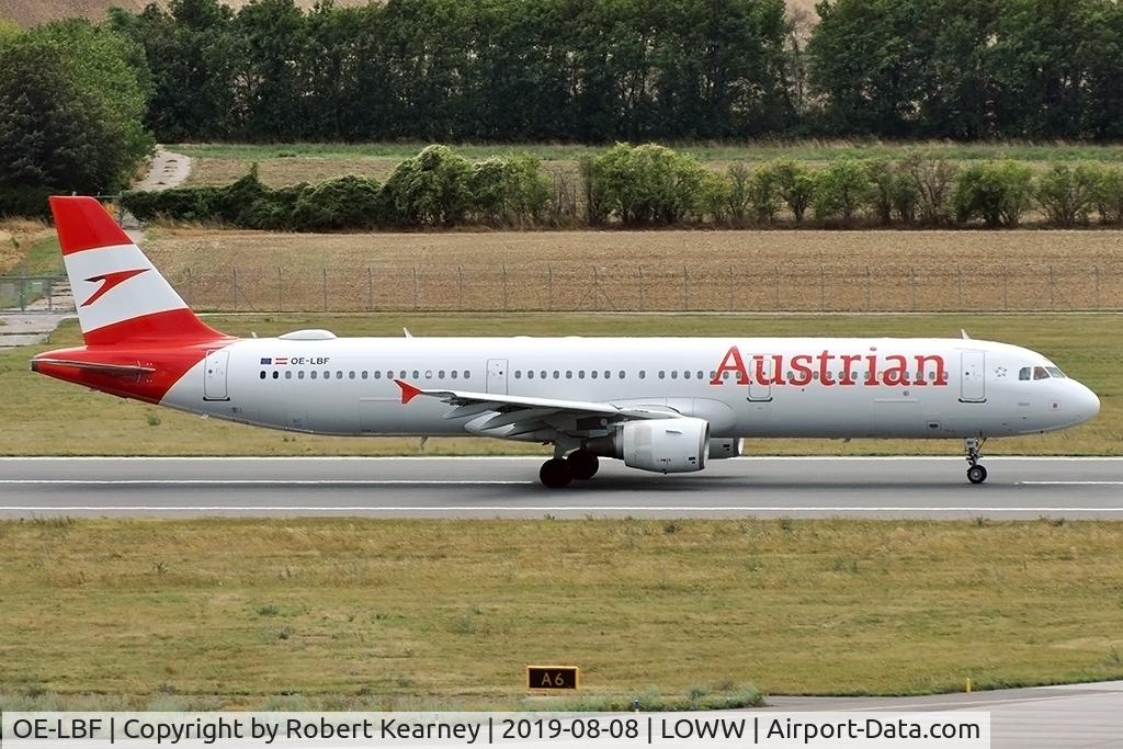 OE-LBF, 2001 Airbus A321-211 C/N 1458, Rolling down r/w 29