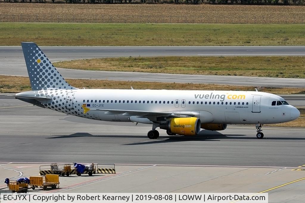EC-JYX, 2006 Airbus A320-214 C/N 2962, Taxiing in after arrival