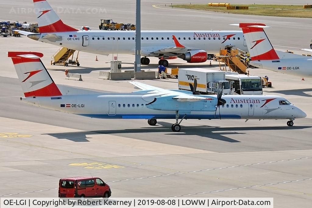 OE-LGI, 2004 De Havilland Canada DHC-8-402Q Dash 8 C/N 4100, Turning in to stand