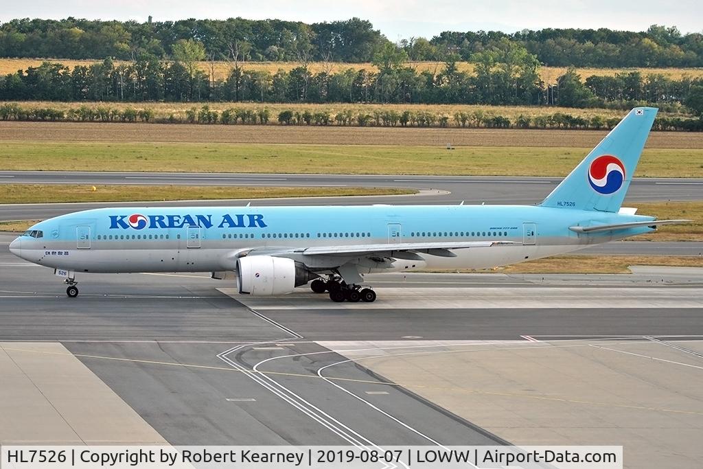 HL7526, 1988 Boeing 777-2B5/ER C/N 27947, Taxiing out for departure