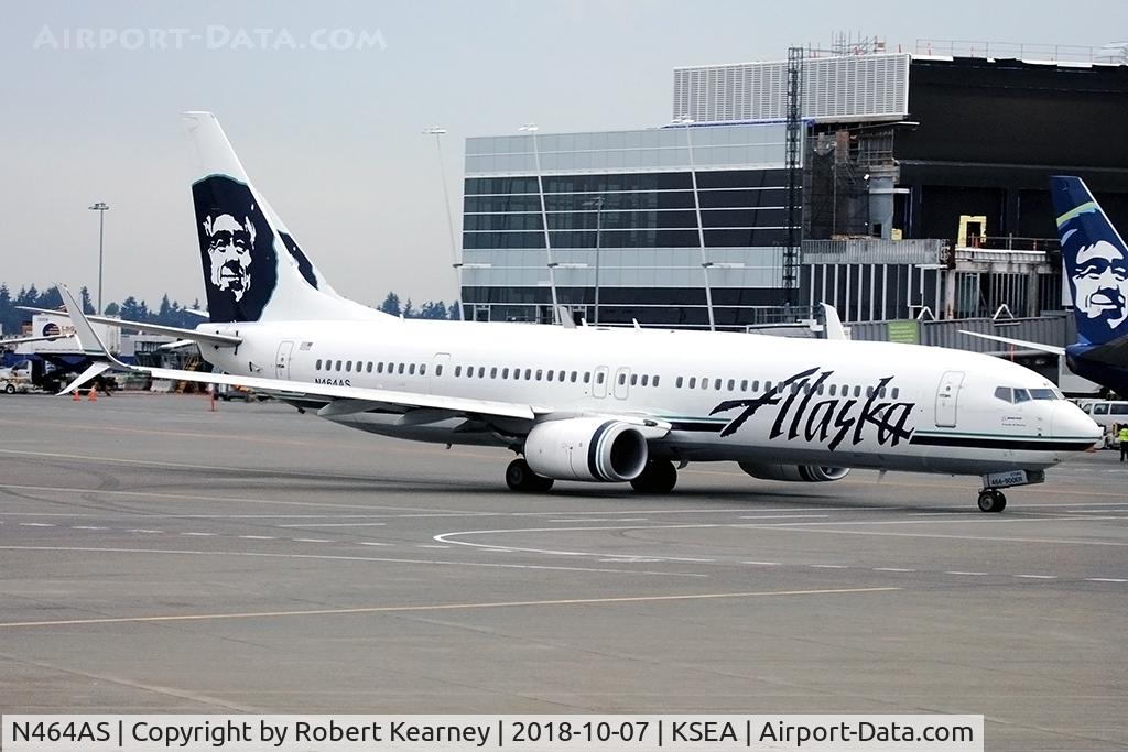 N464AS, 2014 Boeing 737-990/ER C/N 40714, Taxiing in after arrival