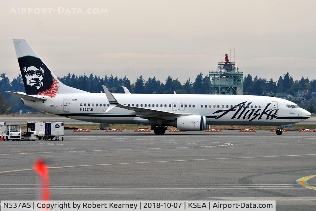 N537AS, 2012 Boeing 737-890 C/N 35204, Taxiing in after arrival