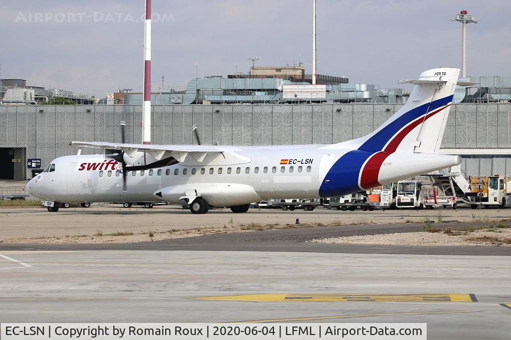 EC-LSN, 1990 ATR 72-102 C/N 192, Taxiing