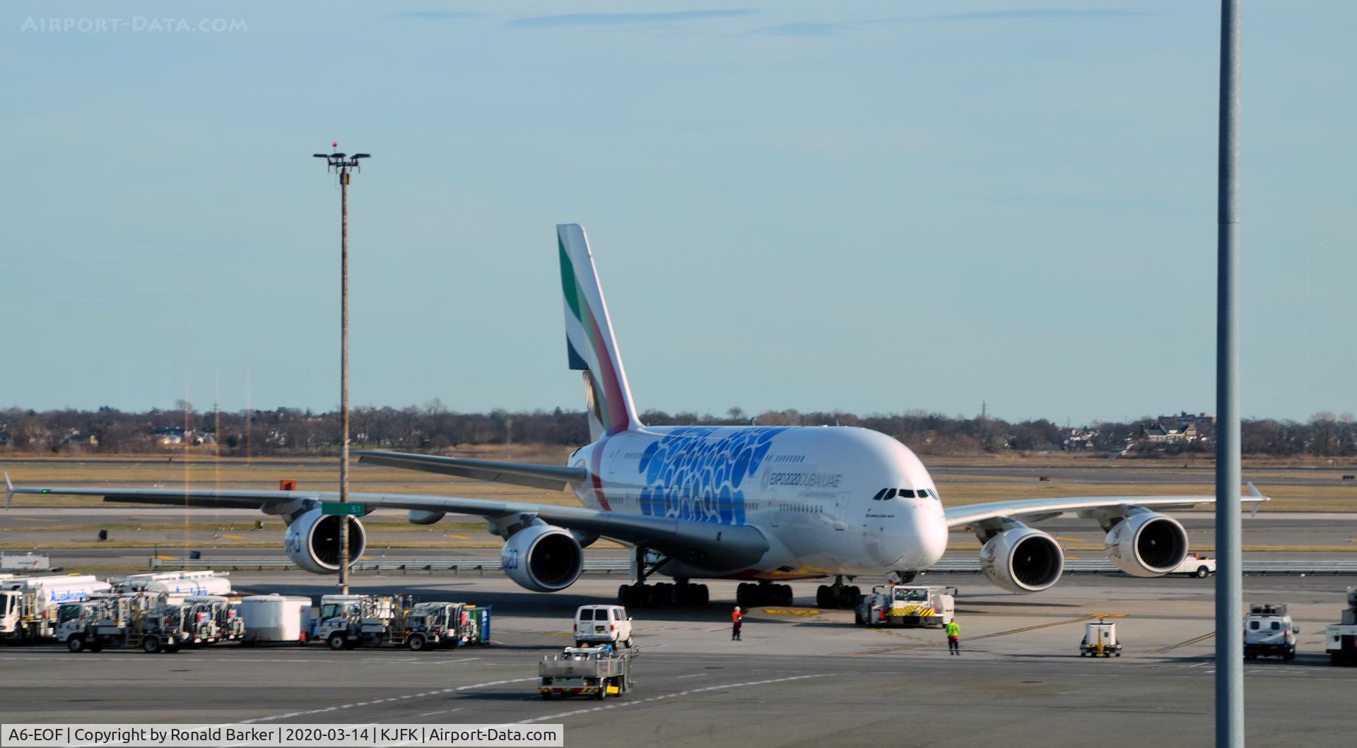 A6-EOF, 2014 Airbus A380-861 C/N 171, Towed JFK