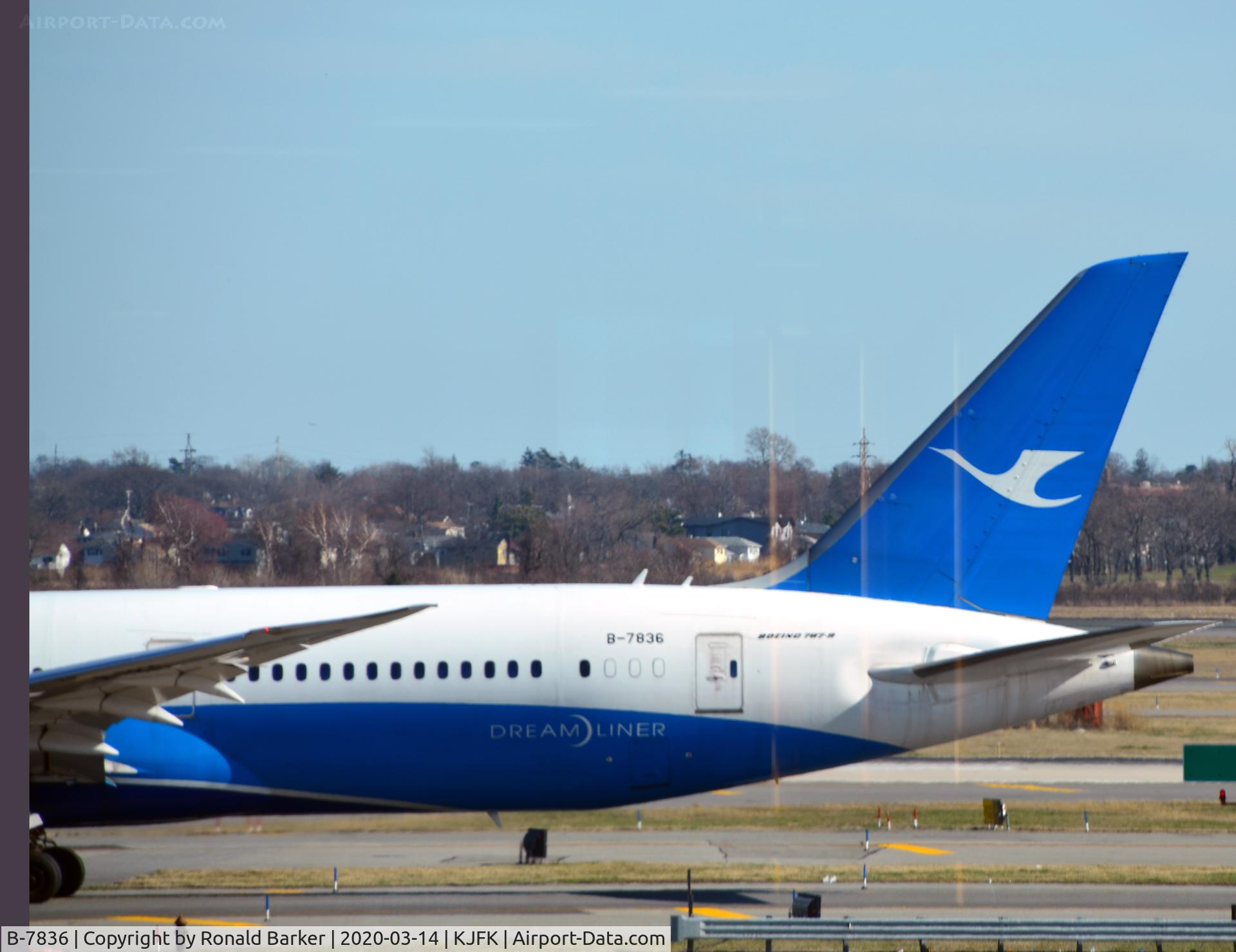 B-7836, 2017 Boeing 787-9 Dreamliner C/N 63042, Taxi JFK
