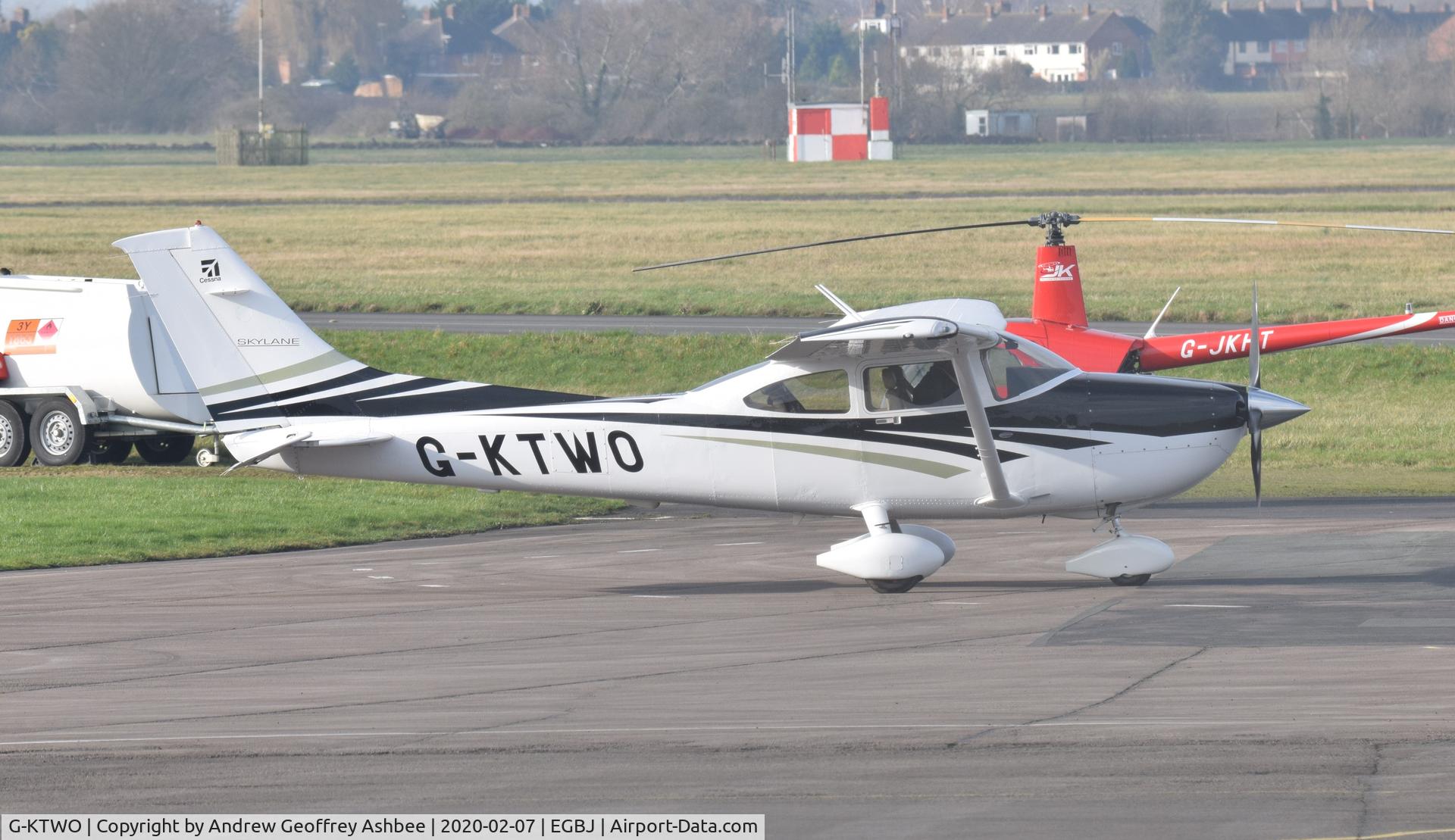 G-KTWO, 2006 Cessna 182T Skylane C/N 182-81742, G-KTWO at Gloucestershire Airport.