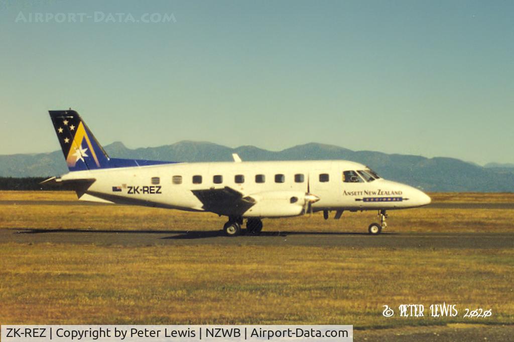 ZK-REZ, Embraer EMB-110P1 Bandeirante C/N 110417, Rex Aviation (NZ) Ltd., Wellington - 1998