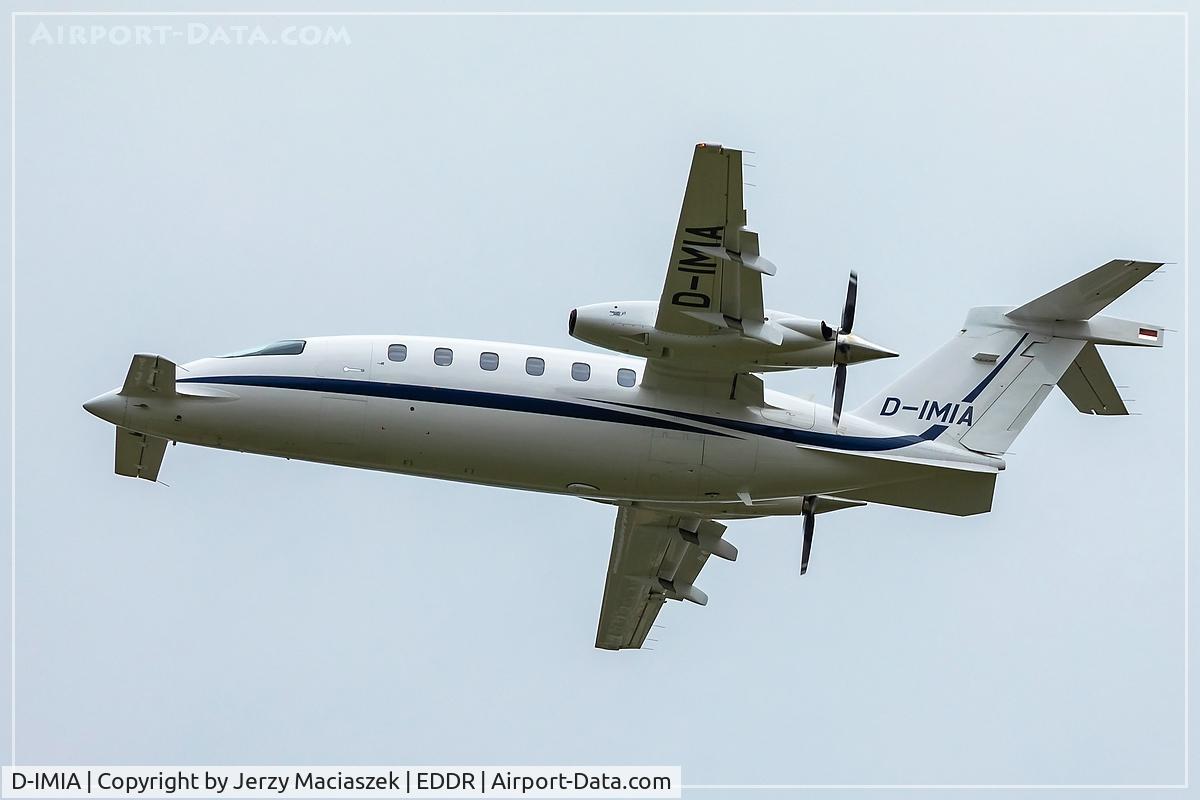 D-IMIA, 2011 Piaggio P-180 Avanti C/N 1211, 2011 Piaggio P-180 Avanti, c/n: 1211