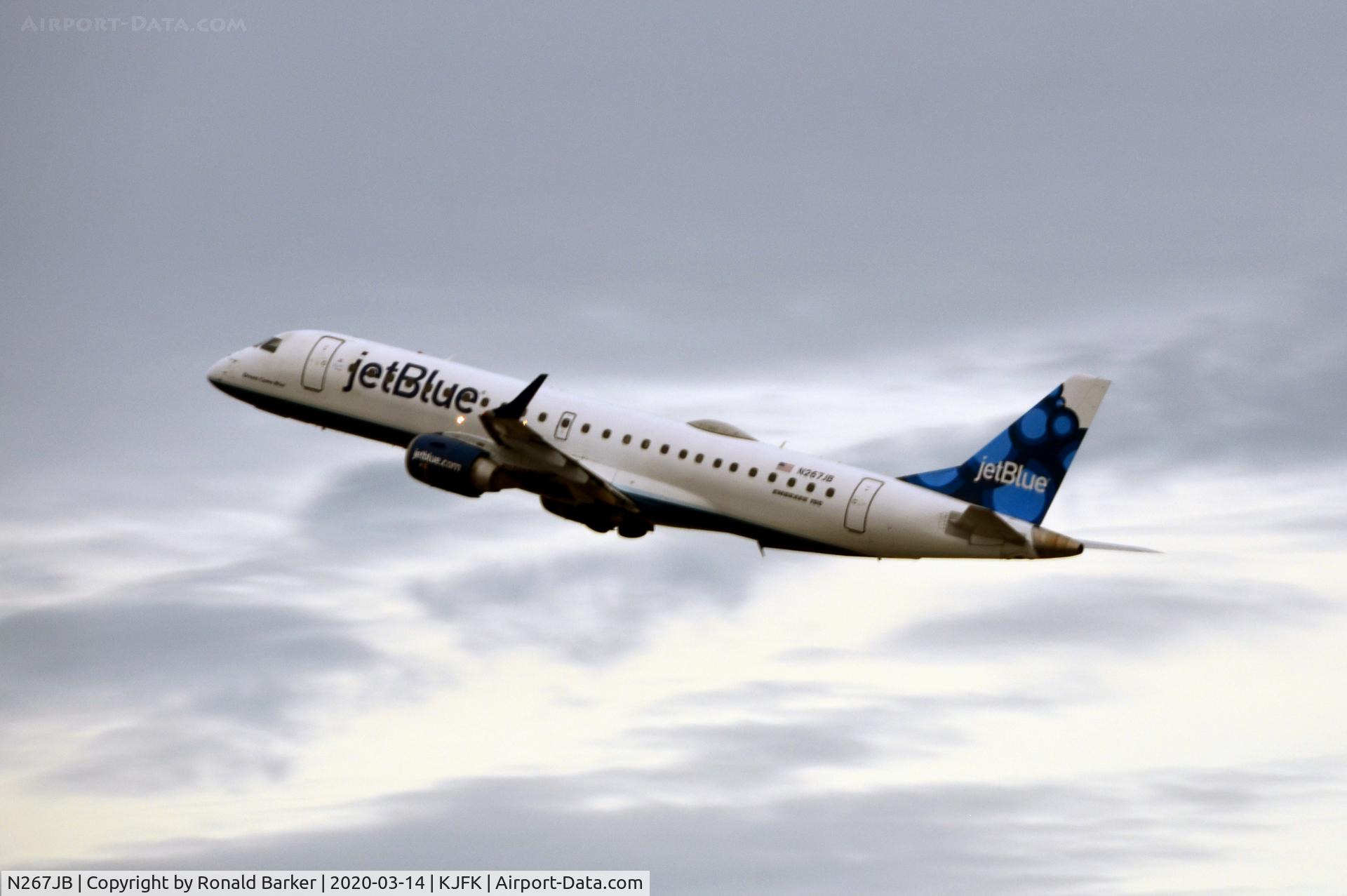 N267JB, 2007 Embraer 190AR (ERJ-190-100IGW) C/N 19000065, Takeoff JFK