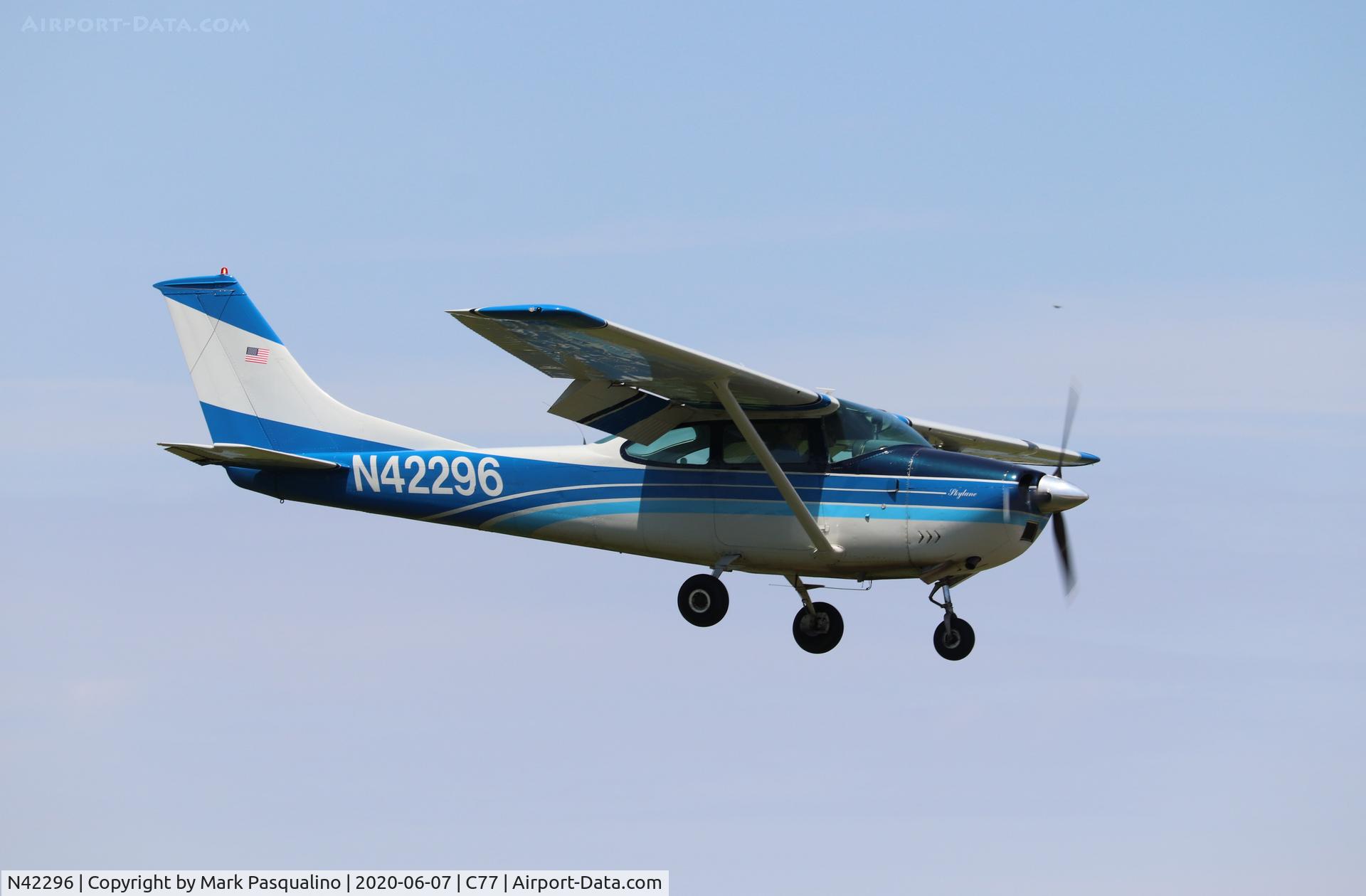 N42296, 1968 Cessna 182L Skylane C/N 18258951, Cessna 182L