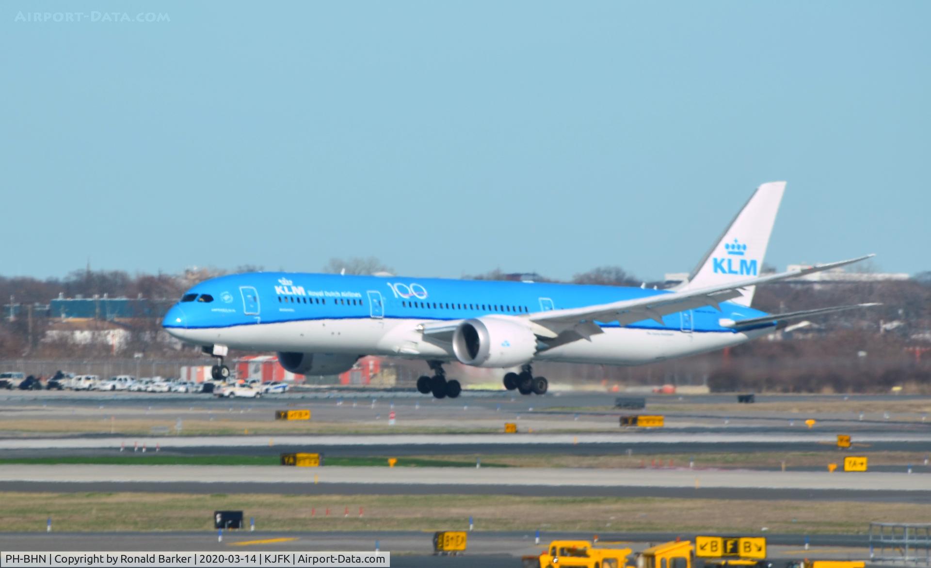 PH-BHN, 2018 Boeing 787-9 Dreamliner C/N 42491, Landing  JFK