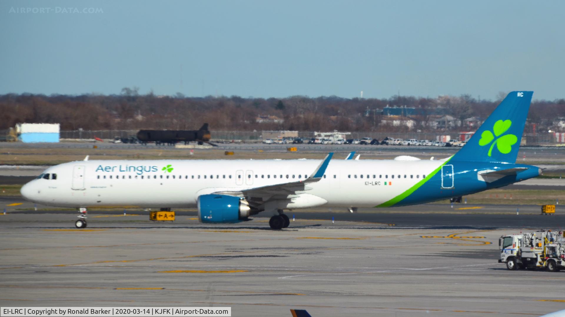 EI-LRC, 2019 Airbus A321-253NX C/N 8965, Taxi to park JFK
