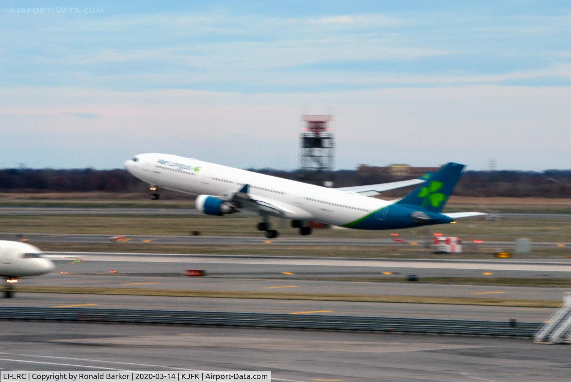 EI-LRC, 2019 Airbus A321-253NX C/N 8965, Takeoff JFK