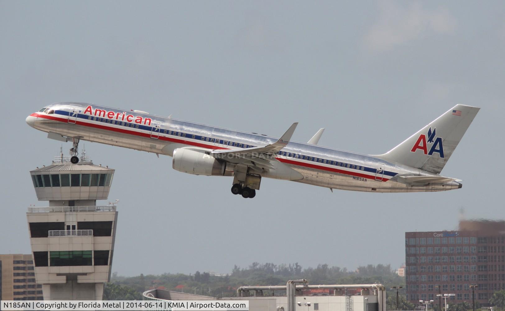 N185AN, 2001 Boeing 757-223 C/N 32379, MIA 2014