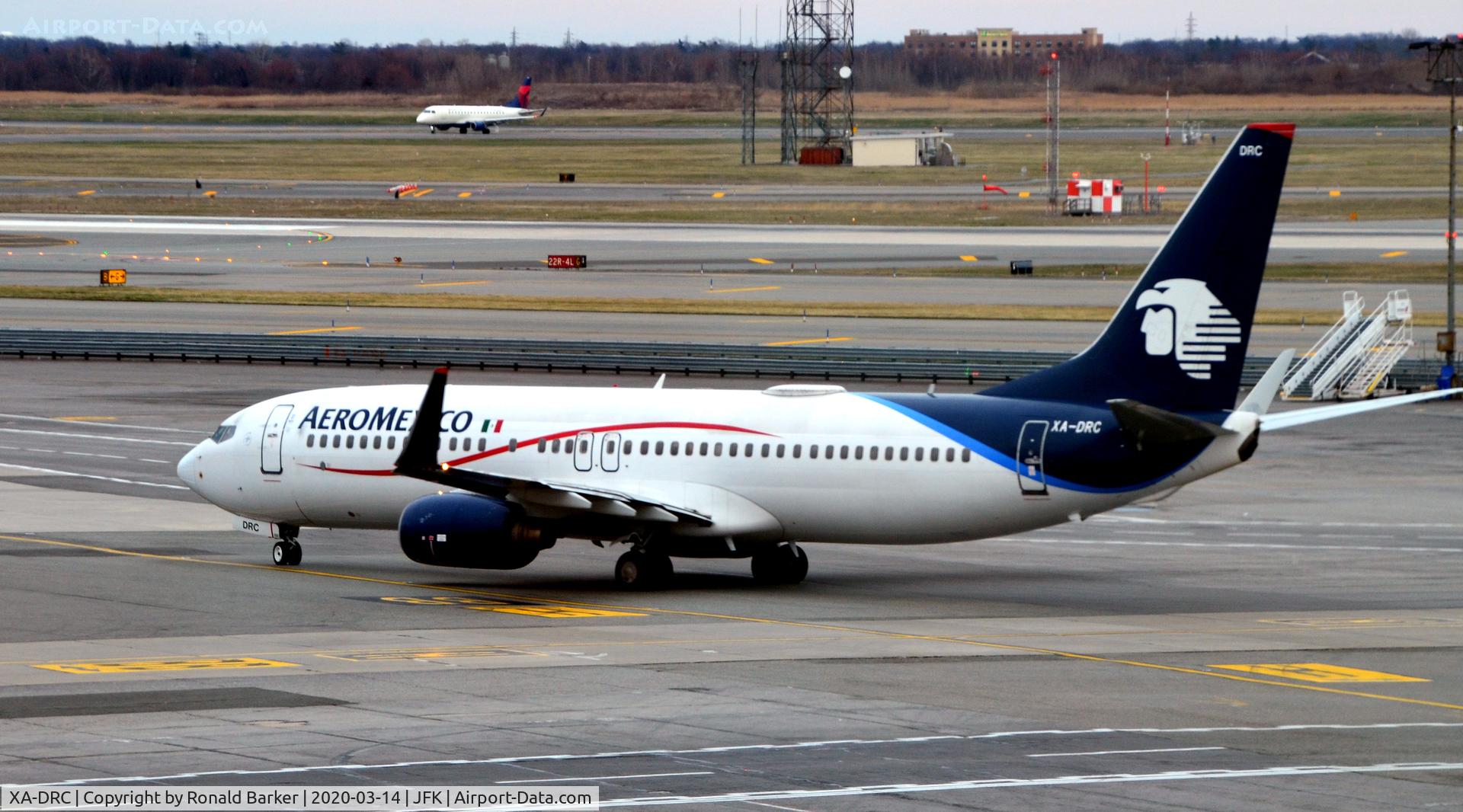 XA-DRC, 2006 Boeing 737-852 C/N 35116, Taxi for takeoff JFK