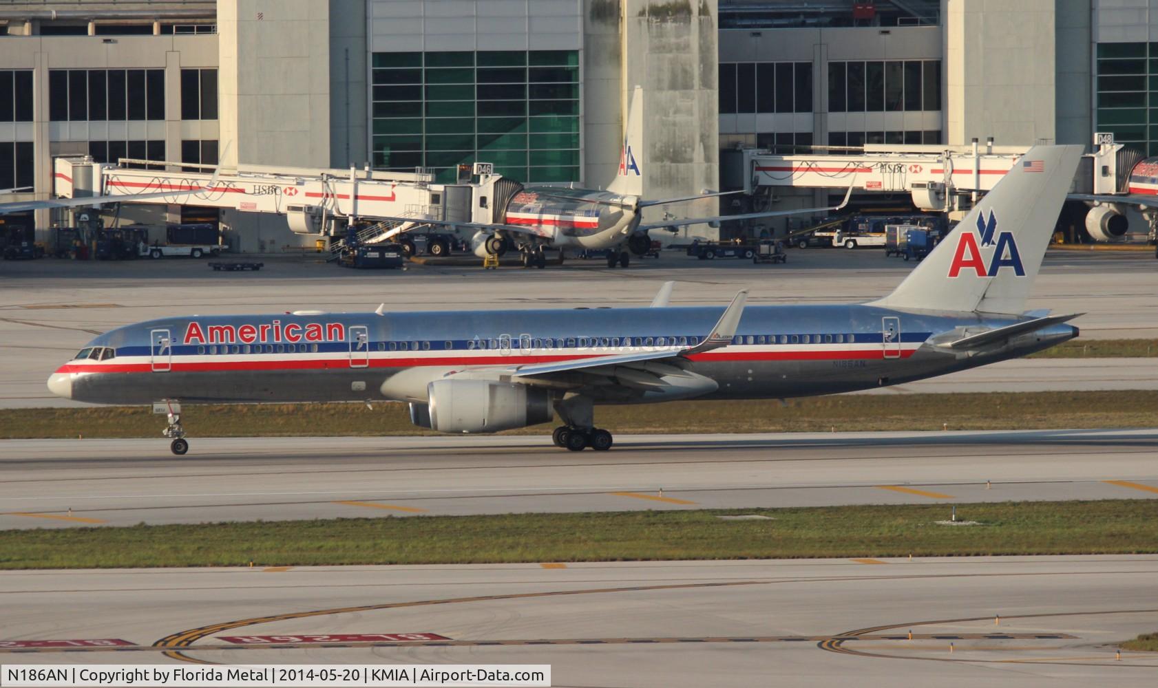 N186AN, 2001 Boeing 757-223 C/N 32380, MIA 2014