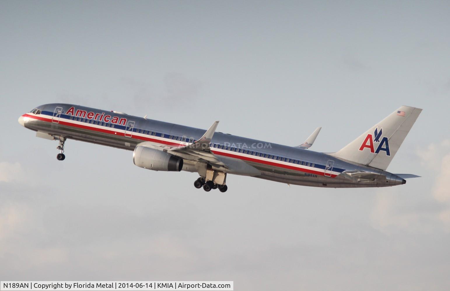 N189AN, 2001 Boeing 757-223 C/N 32383, MIA 2014